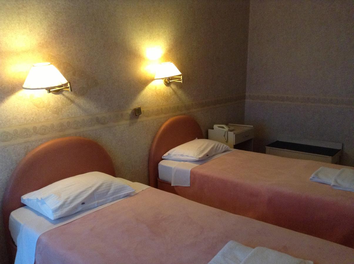 Plotini Hotel Dhidhimotikhon Phòng bức ảnh
